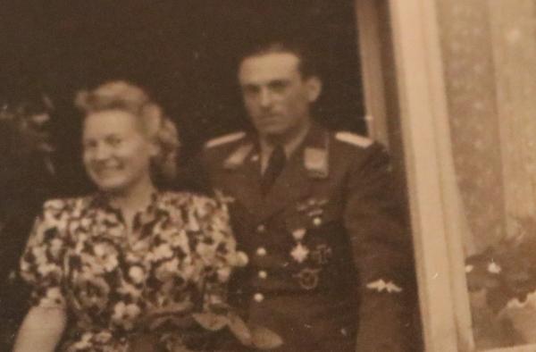 39 private Aufnahmen Ritterkreuzträger und DKiG Träger Erwin Prössl